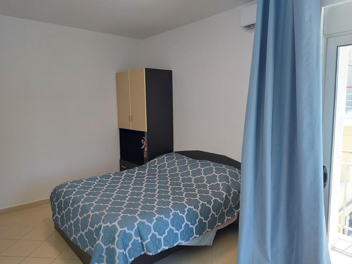 Golden Beach Apartments ดูร์เรส ภายนอก รูปภาพ