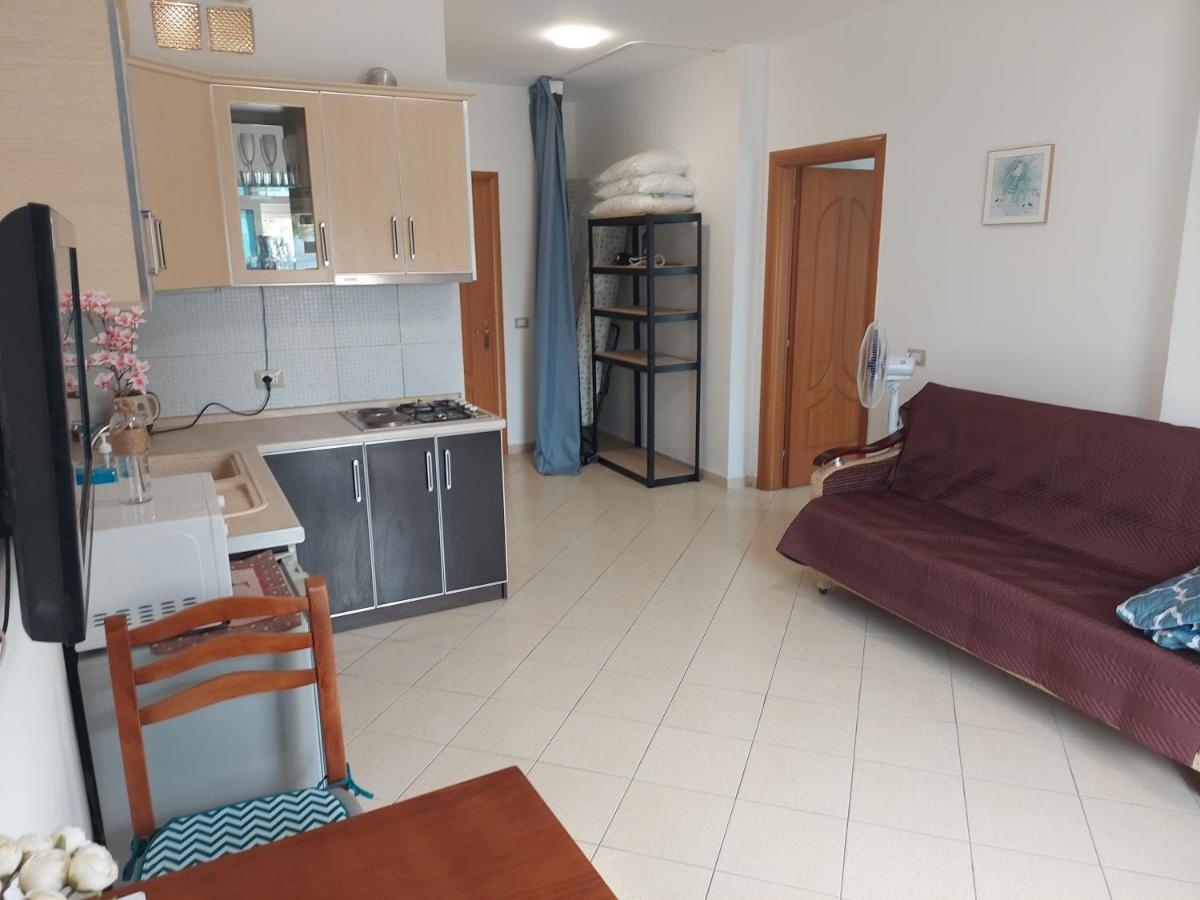 Golden Beach Apartments ดูร์เรส ภายนอก รูปภาพ