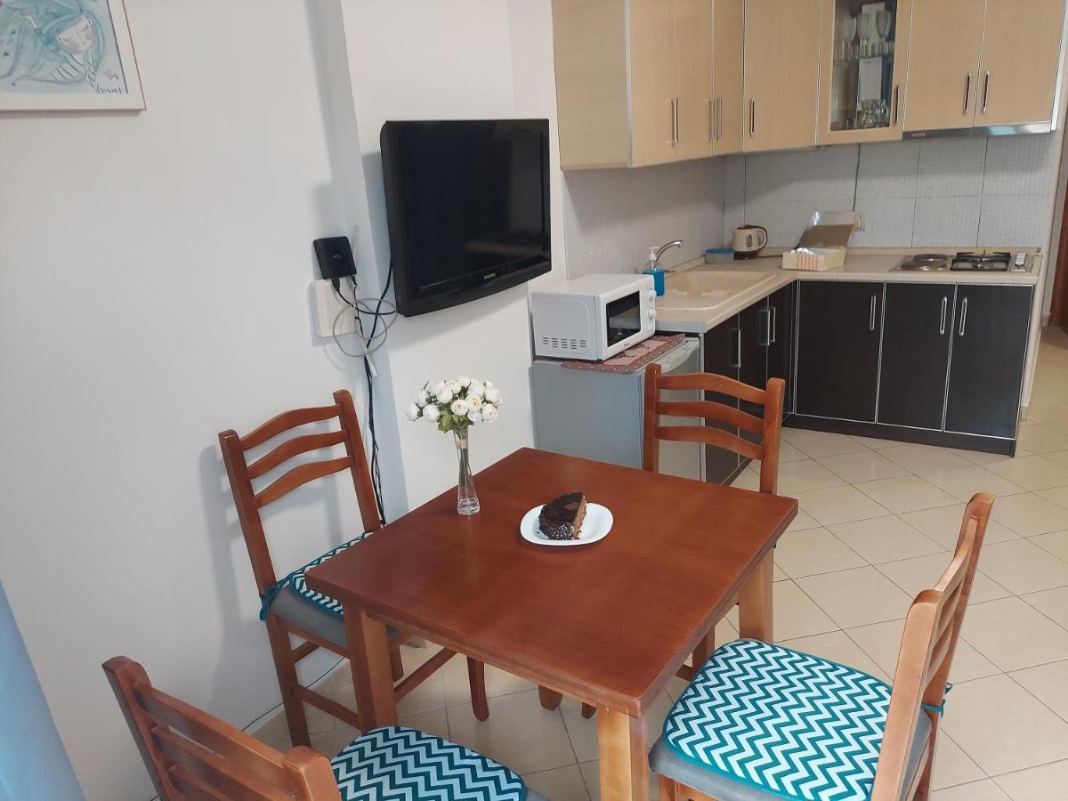 Golden Beach Apartments ดูร์เรส ภายนอก รูปภาพ
